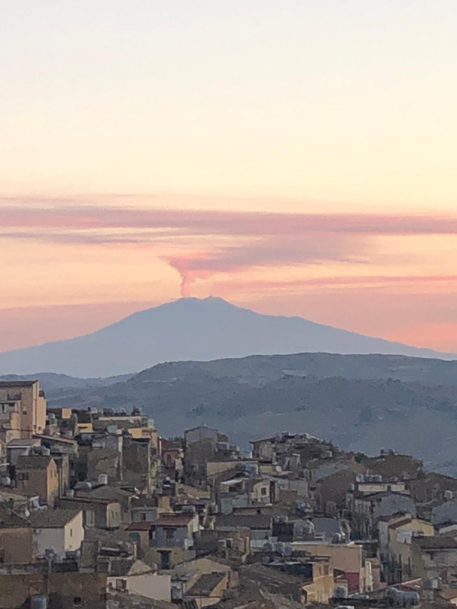 مبيت وإفطار كالتاجيروني Il Piccolo Attico المظهر الخارجي الصورة